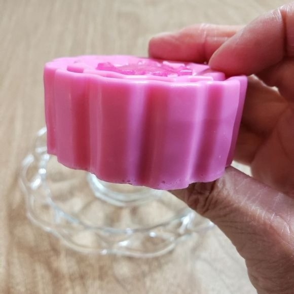 Hand Crafted by Serenity Style Stephenson Melt and Pour Soap Set of 3 Bars - Picture 14 of 15